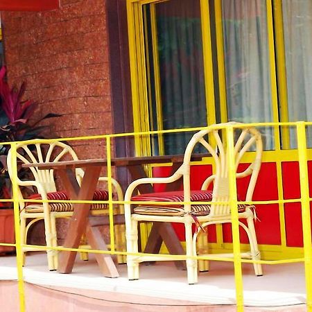 Little Italy Hotel กาลังกูติ ภายนอก รูปภาพ