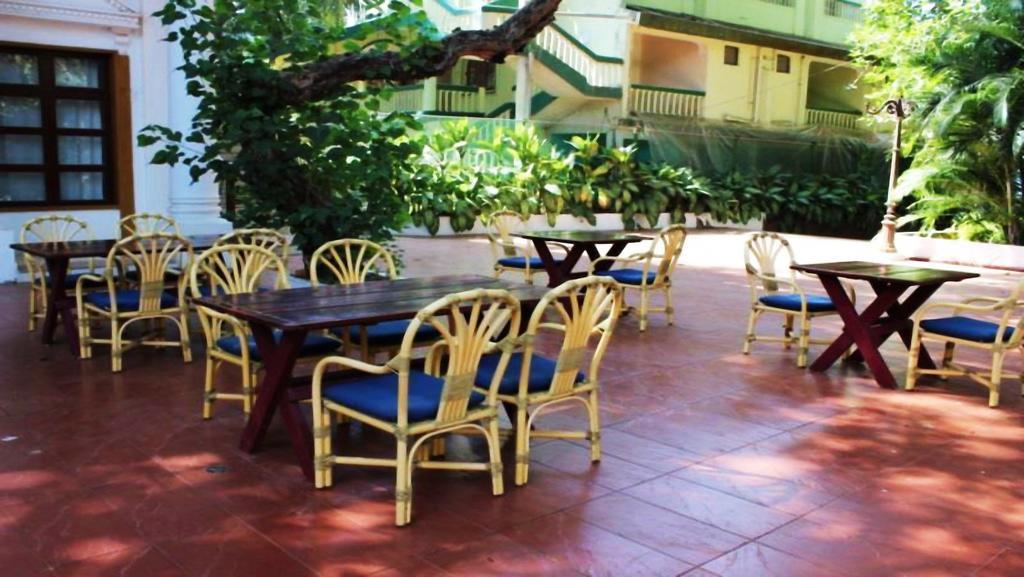 Little Italy Hotel กาลังกูติ ภายนอก รูปภาพ