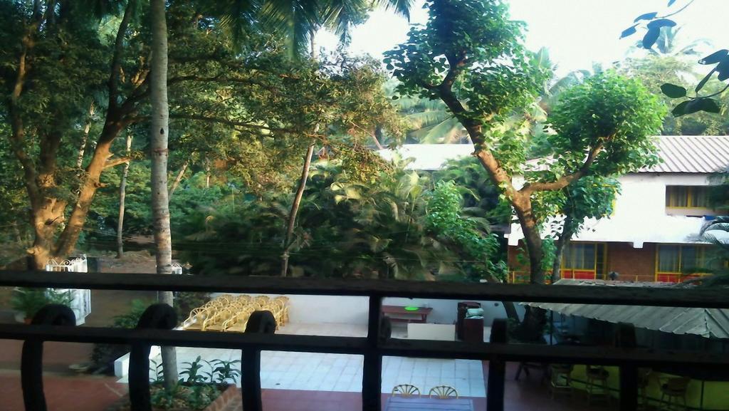 Little Italy Hotel กาลังกูติ ภายนอก รูปภาพ